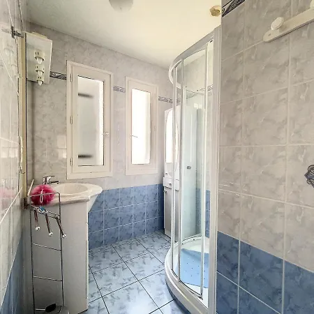 Maison Le Fenouiller, 3 Pieces, 4 Personnes - Fr-1-739-2 * Le Fenouiller