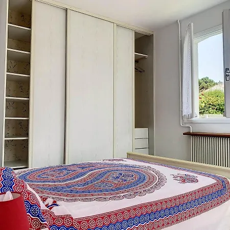 Maison Le Fenouiller, 3 Pieces, 4 Personnes - Fr-1-739-2 *